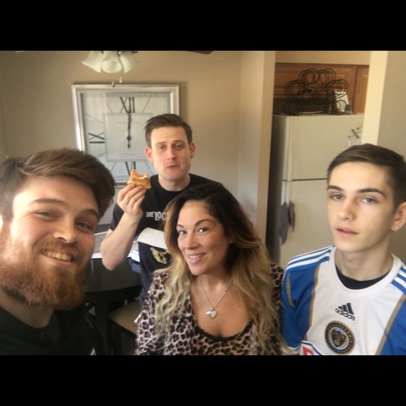 Meet your Posher, Pamela - Picture 8 of 8